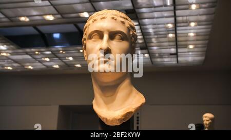 Anciens expanses du célèbre musée du Louvre à Abu Dhabi. Banque D'Images