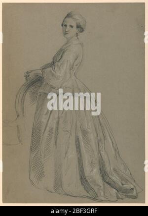 Étude de Sophia Chew pour la Cour républicaine Lady Washingtons réception Day. Femme debout, son corps s'est tourné vers la gauche, regardant sur son épaule gauche au spectateur. Ses mains sur le dos d'un fauteuil. Banque D'Images