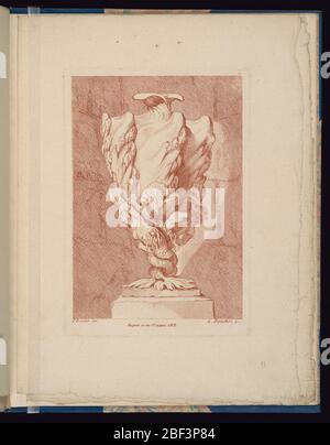 Plaque 11 Livre de vases Livre de vases. Folio 11, plaque 11 d'une série de 12. Conception d'un vase influencé par les formes de coque à exécuter en métal, placé sur un socle. Banque D'Images