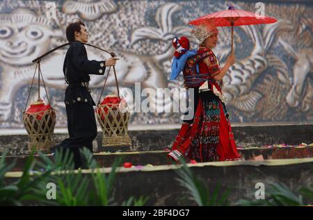 Le 23 juillet 2006, le 50ème anniversaire de la création de Guizhou Southeast Guizhou Miao et de la Préfecture autonome Dong C'est la famille Miao qui Banque D'Images