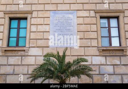 Le Mémorial se dresse sur une façade du Palais de Praetorian sur la Piazza Pretoria, également appelée place de la honte dans la ville de Palerme sur l'île de Sicile dans le sud de l'Italie Banque D'Images