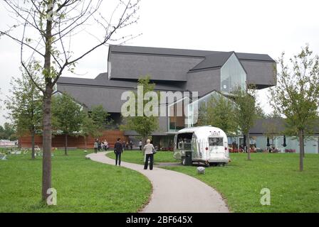 VitraHaus Vitra Haus Charcoal stuc Vitra Campus par Herzog de Meuron Architects Banque D'Images