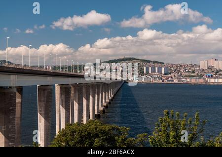 Pont de Tay Road, ville de Dundee, estuaire de Tay Banque D'Images