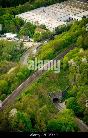 , tunnel ferroviaire à la rue Koellner à Gevelsberg, 09.05.2016, taxe de vue aérienne, Allemagne, Rhénanie-du-Nord-Westphalie, Ruhr Area, Gevelsberg Banque D'Images