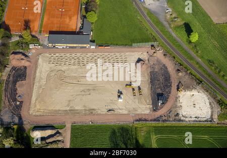 , site de construction sur les installations sportives de l'école secondaire de Realschule Mark à Hamm, 21.04.2016, vue aérienne , Allemagne, Rhénanie-du-Nord-Westphalie, Ruhr Area, Hamm Banque D'Images