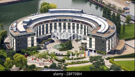 , Hôtel The Ritz-Carlton dans l'Autopark der VW-AG à Wolfsburg, 23.07.2016, vue aérienne, Allemagne, Basse-Saxe, Wolfsburg Banque D'Images