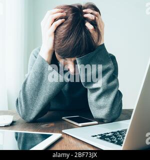 Informations supplémentaires. Situation difficile, problèmes. Anxiété, stress, dépression, perte de contrôle Banque D'Images