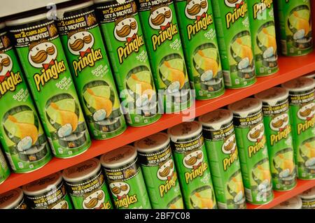 Les chips Pringles,,chips de pomme de terre Banque D'Images