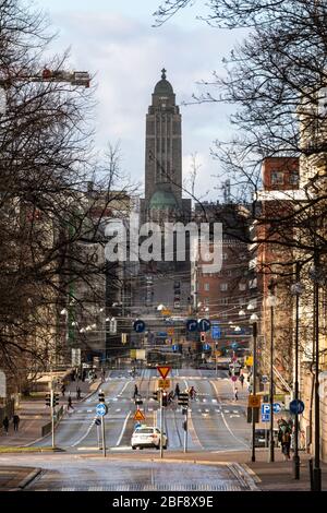 Église de Kallio vue de Kruununhaka le long d'Unionkatu et Siltasaarenkatu à Helsinki, Finlande Banque D'Images