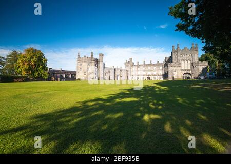 Le château de Kilkenny, Kilkenny, Irlande. Banque D'Images