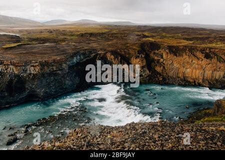 Vue à couper le souffle à côté d'aldeyjarfoss sur l'Islande Banque D'Images