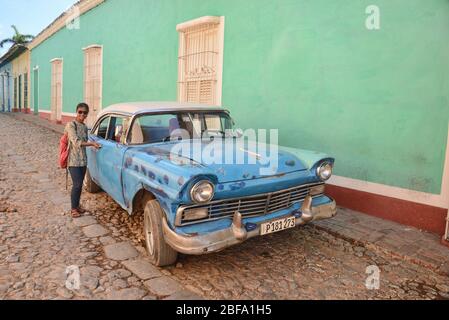 Chevy vintage au patrimoine mondial de l'UNESCO Trinidad, Cuba Banque D'Images