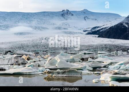Langue du glacier de Fjallsarlon, Parc national de Vatnajokull, Islande Banque D'Images