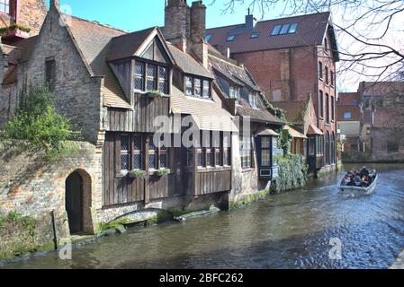 Vue sur le canal, Bruges, Belgique Banque D'Images