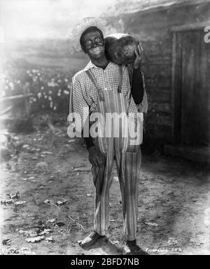 AL JOLSON in Black - face in A PLANTATION ACT 1926 directeur Philip Roscoe pre - THE JAZZ CHANTEUSE Vitaphone Sound Short The Vitaphone Corporation - Warner Bros. Banque D'Images