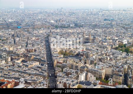 Vue aérienne du Tour Montparnasse à Paris, France Banque D'Images