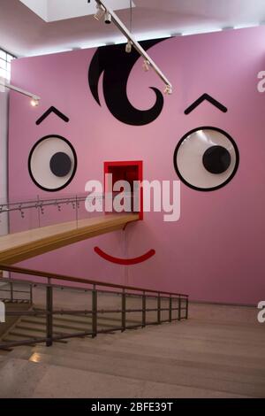 MILAN, ITALIE - 15 JUIN 2017 : entrée au musée du design de la triennale à Milan Banque D'Images