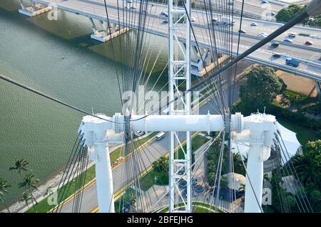 Autour de Singapour - Singapore Flyer - la plus grande roue d'observation des Géants d'Asie Banque D'Images