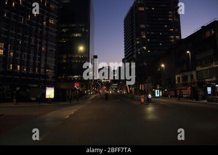 Coucher de soleil sur Aldgate East, Londres Banque D'Images