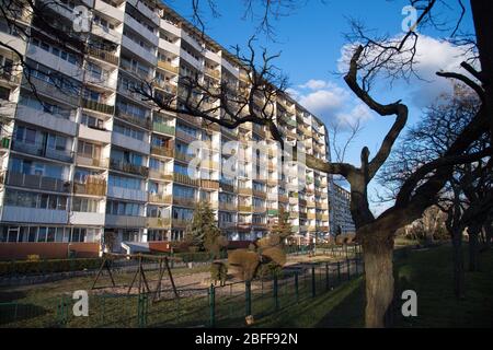 Appartement de l'ère communiste en forme d'onde bâtiment falowiec à Gdansk Przymorze, Pologne. 22 mars 2020 © Wojciech Strozyk / Alay stock photo *** local Cap Banque D'Images
