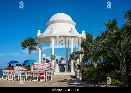 Mariage au Grand Palladium White Sand Resort and Spa sur la Riviera Maya, la péninsule du Yucatan, Quintana Roo, la côte des Caraïbes, Mexique Banque D'Images