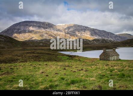 Le sentier Sutherland est un parcours de marche d'environ 70 miles à travers les hauts-terres du nord-ouest de l'Écosse établies par le célèbre Scottish Outdoors Banque D'Images