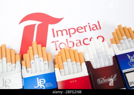 Produits du portefeuille de cigarettes du tabac impérial. Banque D'Images