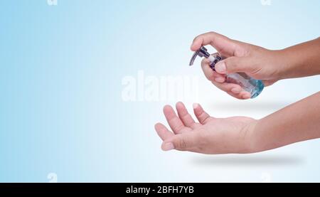 lavage des mains à l'alcool pour prévenir le virus, gel d'alcool anti-virus Banque D'Images