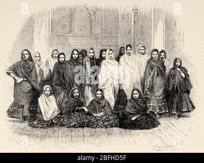 Portrait de la jeune fille de danse hindoue de Devadasi. Nautch ou danseuse de danse, danseuse de temple Bayadere. Outre le divertissement de leur danse avait des fonctions religieuses a Banque D'Images