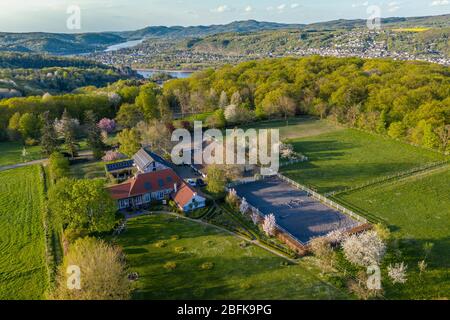 Vue aérienne sur la vallée du Rhin et la campagne de Remagen et la campagne agricole d'Allemagne Banque D'Images