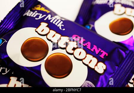 Close up de cadburys dariy boutons géant du lait Banque D'Images