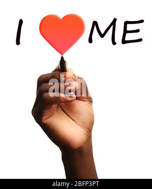 Concept de l'amour. Écriture manuelle masculine Je m'aime sur tableau blanc transparent Banque D'Images