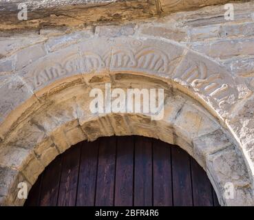 Iglesia de San Juan de Busa o San Juan Bautista de Busa. Biescas. Huesca. Aragón. Pirineos. España Banque D'Images