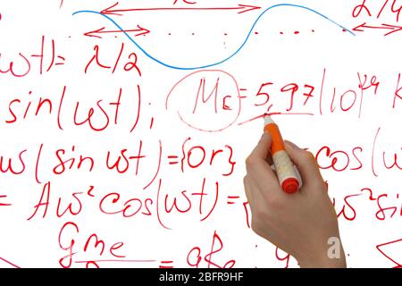 écriture sur les formules du tableau blanc, clôture Banque D'Images