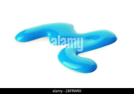 vernis à ongles bleu, gouttes isolées sur blanc Banque D'Images