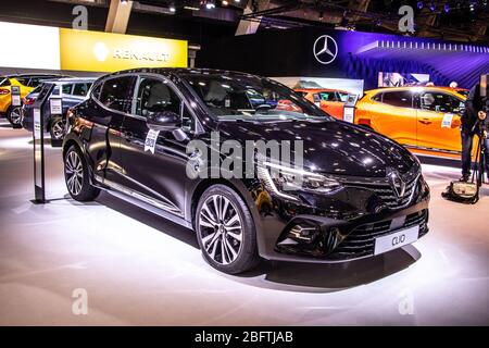 Bruxelles, Belgique, Jan 09, 2020 : toute nouvelle Renault Clio V au salon moteur de Bruxelles, cinquième génération, plate-forme CMF-B, voiture produite par Renault Banque D'Images