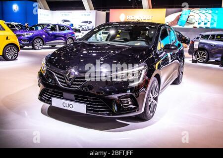 Bruxelles, Belgique, Jan 09, 2020 : toute nouvelle Renault Clio V au salon moteur de Bruxelles, cinquième génération, plate-forme CMF-B, voiture produite par Renault Banque D'Images