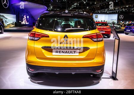 Bruxelles, Belgique, Jan 2020 Renault Scenic IV, Brussels Motor Show, quatrième génération, véhicule polyvalent compact (MPV) produit par Renault Banque D'Images