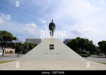 Rio de Janeiro, Brésil, 15 avril 2020. Monument Zumbi dos Palmares. La statue en l'honneur de Zumbi, qui était un chef brésilien de quilombola, est située dans Banque D'Images