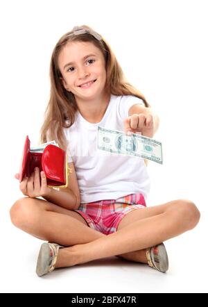 belle petite fille et sac à main avec de l'argent, isolé sur blanc Banque D'Images