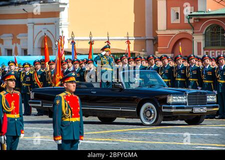 Le 9 mai 2015, à la fin de la seconde Guerre mondiale, Moscou célèbre un grand défilé militaire avec 16 000 soldats et un vaste programme sur la place Rouge. | utilisation dans le monde entier Banque D'Images