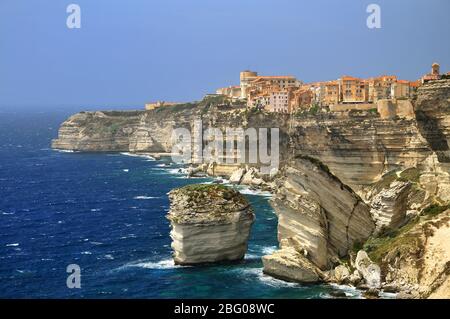 Vieille ville de Bonifacio en Corse du Sud, France, Europe Banque D'Images