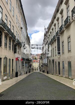 Vider les rues du centre-ville de Lisbonne en raison de la détention de COVID-19 Banque D'Images