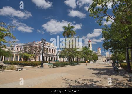 Cathédrale notre Dame de l'Immaculée conception vue de la Plaza Jose Marti, Cienfuegos, Cuba Banque D'Images