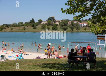 Lougratte Aquitaine en Lot et Garonne, Lac de Lougratte, Lac de Lougratte, Lot-et-Garonne, France du Sud-Ouest, Europe. Banque D'Images