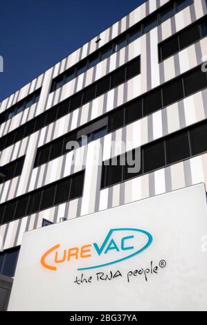 Tubingen, Allemagne. 19 avril 2020. Espoir pour le vaccin contre le virus corona de la société pharmaceutique Tubingen CureVac AG. Tubingen, 19 avril 2020 | usage international crédit: dpa/Alay Live News Banque D'Images