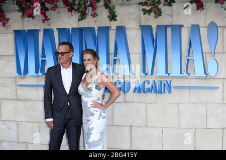 Tom Hanks et Rita Wilson assistent à la première mondiale de la « amma Mia! C'est reparti » à Eventim Apollo le 16 juillet 2018 à Londres, au Royaume-Uni. Banque D'Images