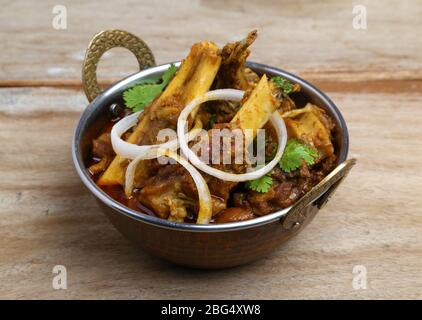 Plat à viande de style indien ou curry de mouton Banque D'Images