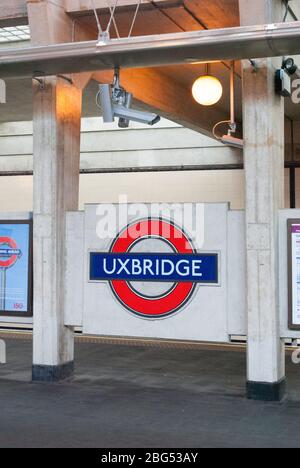 Architecture des années 1930 Station de métro Uxbridge à Londres, High Street, Uxbridge, UB8 1JZ par Charles Holden Banque D'Images