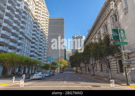 Le centre-ville de San Francisco est pratiquement vide pendant le verrouillage de la ville pour COVID-19, avril 2020, Californie, États-Unis Banque D'Images